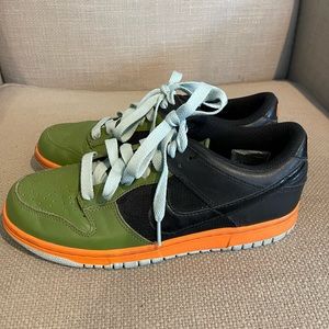 Nike, low dunk, size 8.5, used